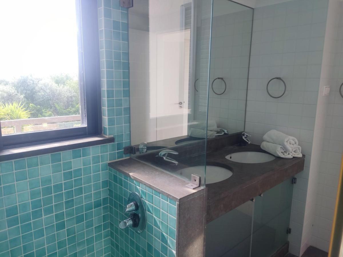 Ocean View Residences 3 Bedroom Villa'S Sea View อัลบูเฟรา ภายนอก รูปภาพ